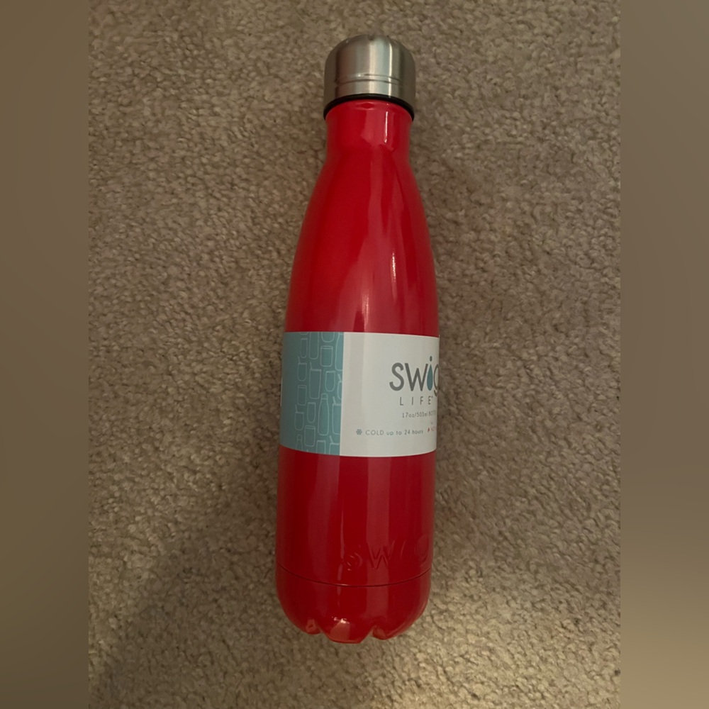 SWIG coral/red water bottle-17oz